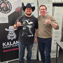 Load image into Gallery viewer, **GLUTEN FREE** KALANI x WAAGYU BURGER BOX